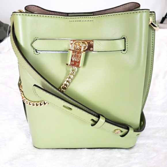 MICHAEL Michael Kors Handbags - MICHAEL KORS Hamilton Legacy Medium Leather Messenger Bucket Bag